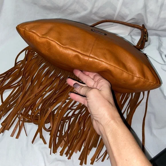 Like new Frye Whiskey Heidi Fringe Hobo slouchy Bag - Picture 10 of 15